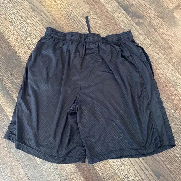 Nike Black Dri Fit Shorts XL EUC Basketball Shorts - Picture 11 of 11